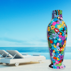 vase kartell revisité par sofi, artiste peintre dans les PO